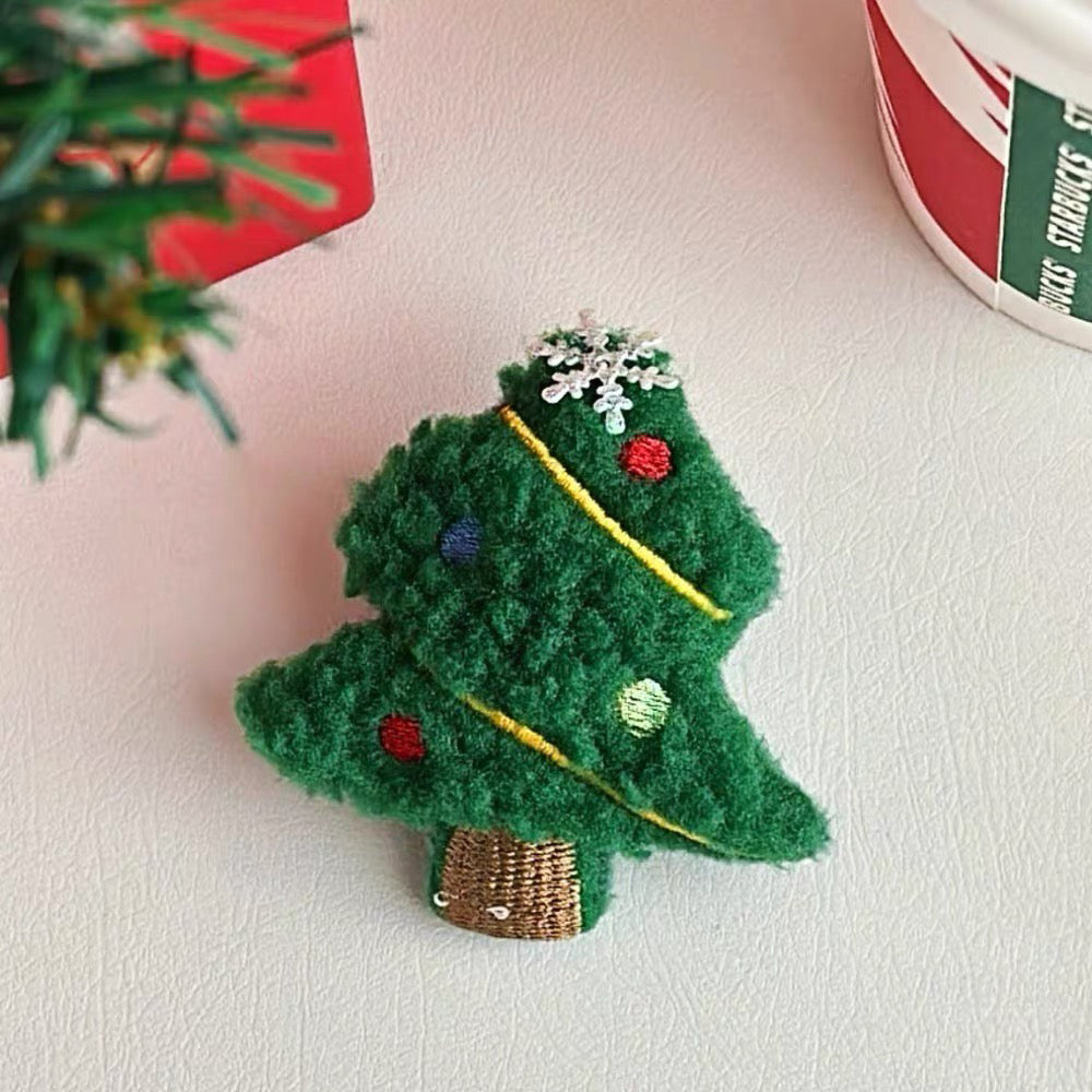 【5 Pcs】Christmas doll brooch