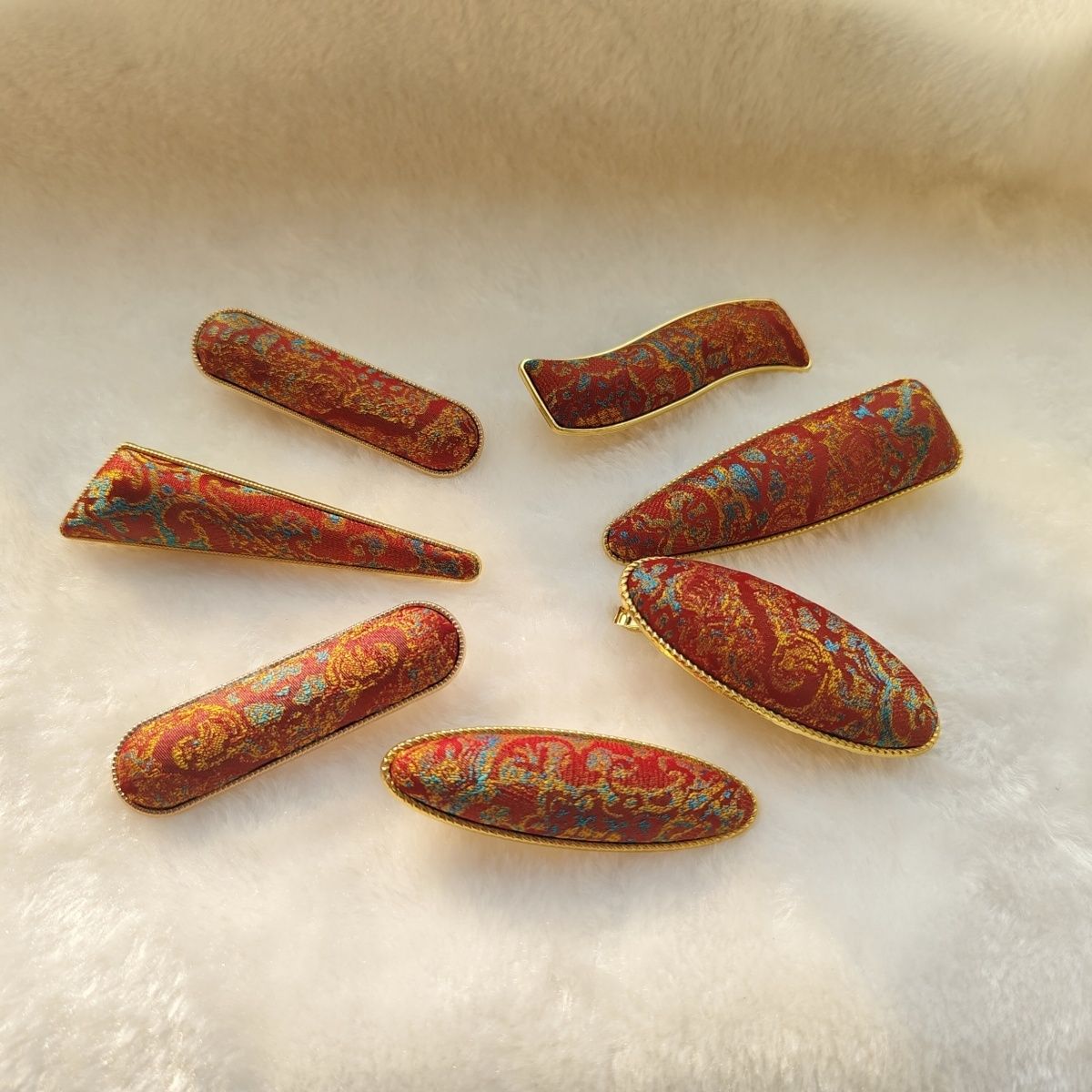 Hair clip / Hair accessory