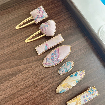 Hair clip / Hair accessory