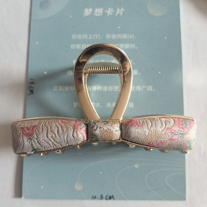 Large hair clip