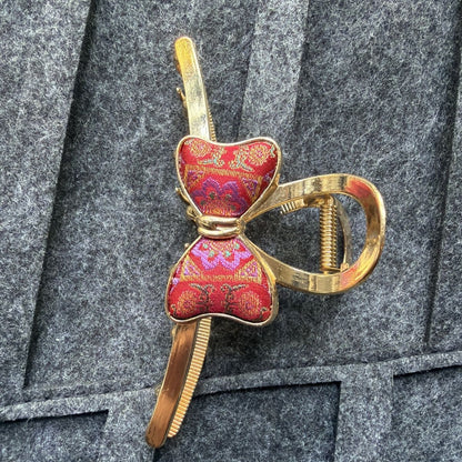 Large hair clip
