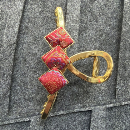 Large hair clip