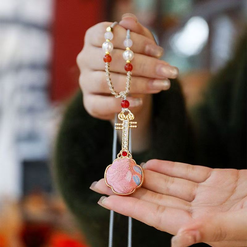 Necklace pendant