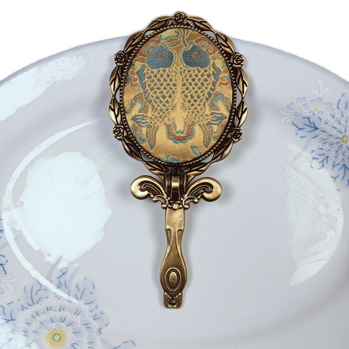 Song brocade small mirror