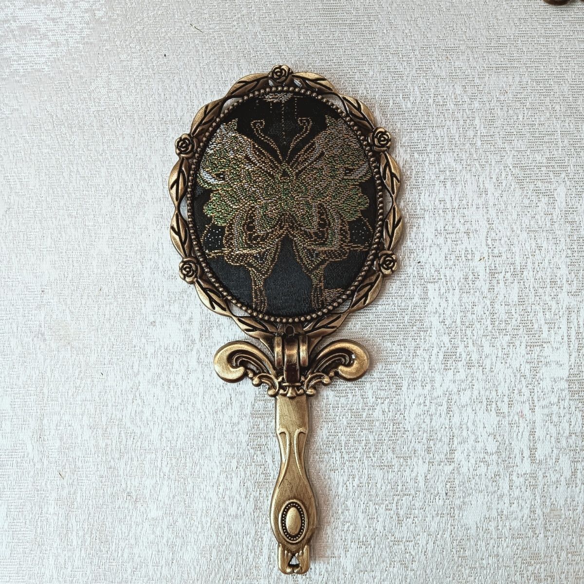 Song brocade small mirror