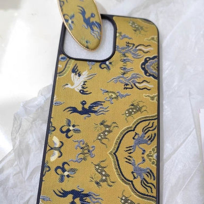Phone case（Comes with a free phone charm）