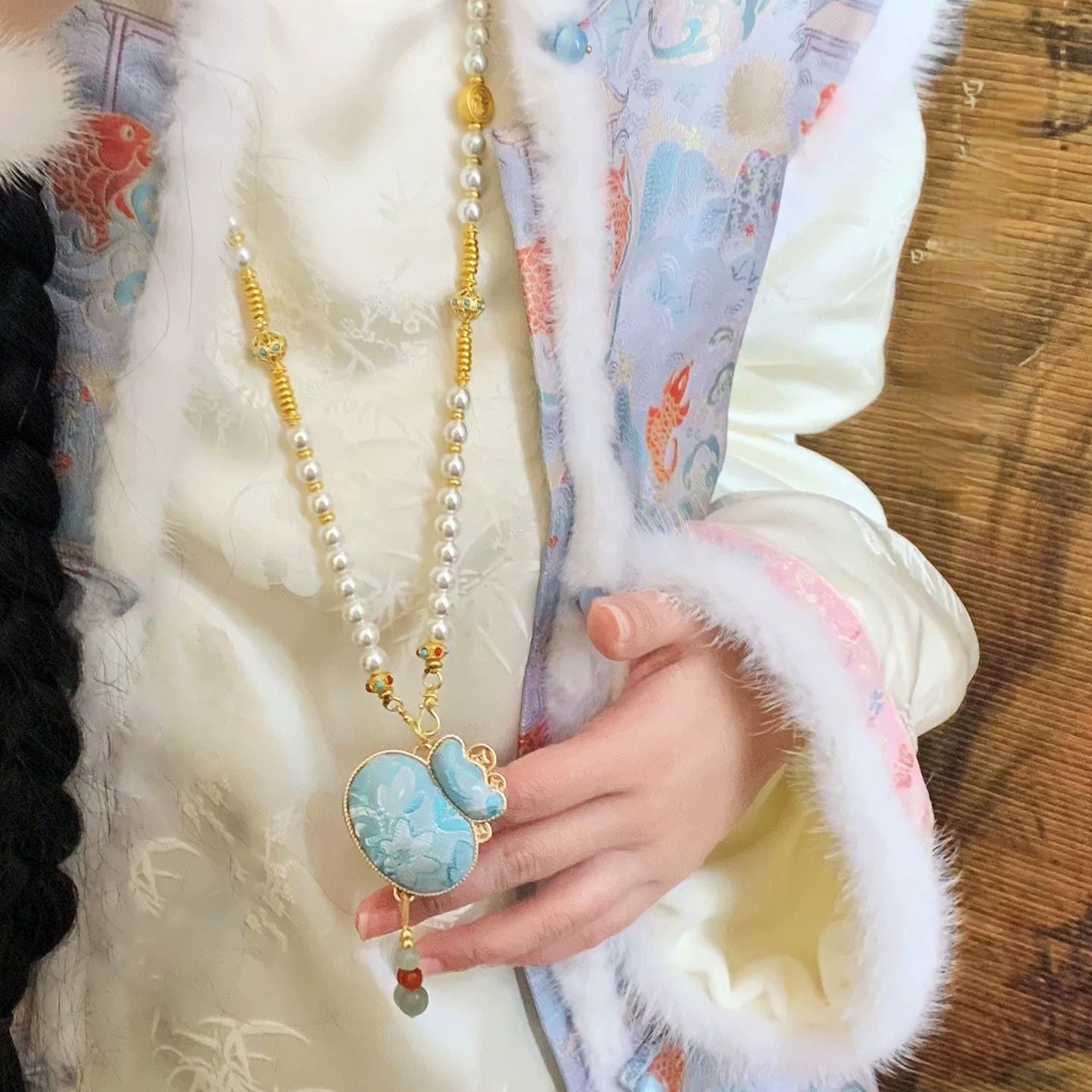 Necklace pendant
