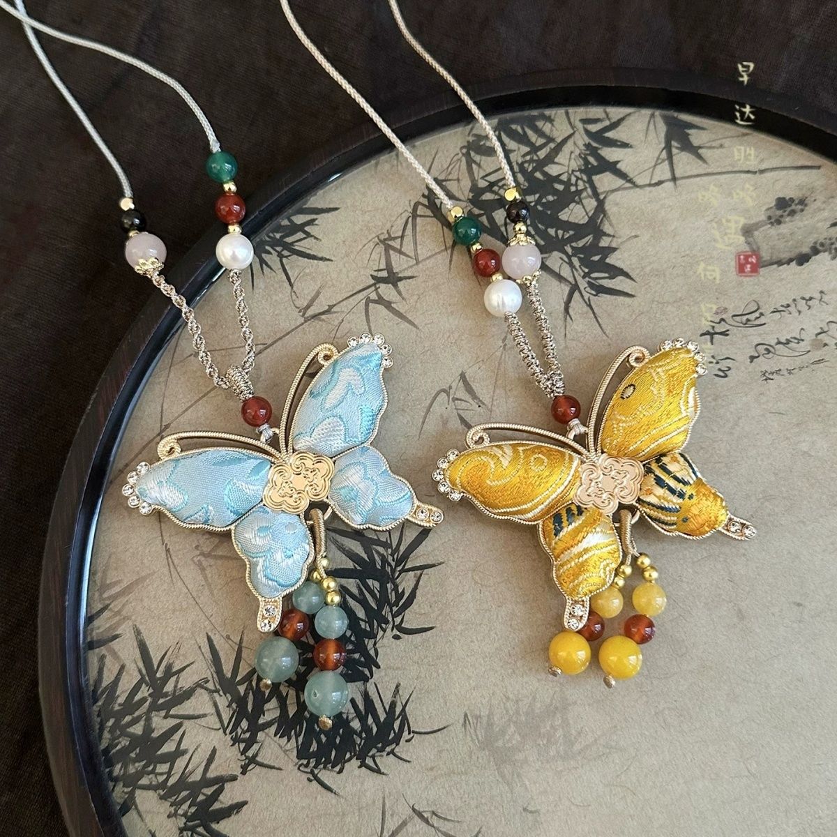 Necklace pendant