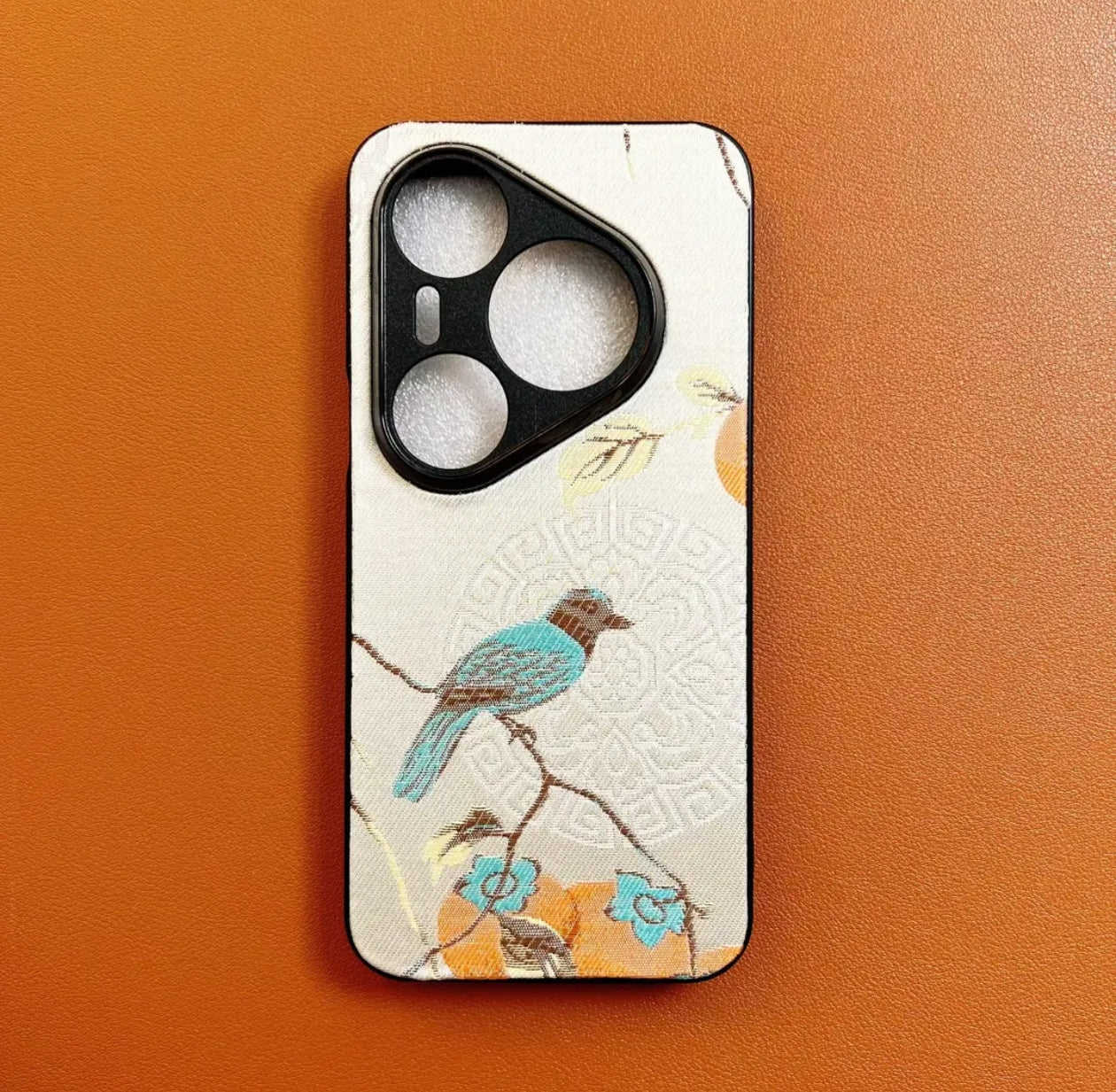 Phone case（Comes with a free phone charm）